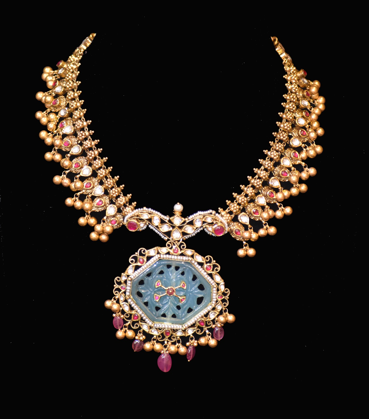 fancy necklaces | Pavan Mor Jewellers